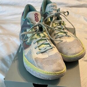 Nike Kyrie Flytrap V EP 5 White/Sweet Beet-Grey Fog Basketball Shoes Unisex